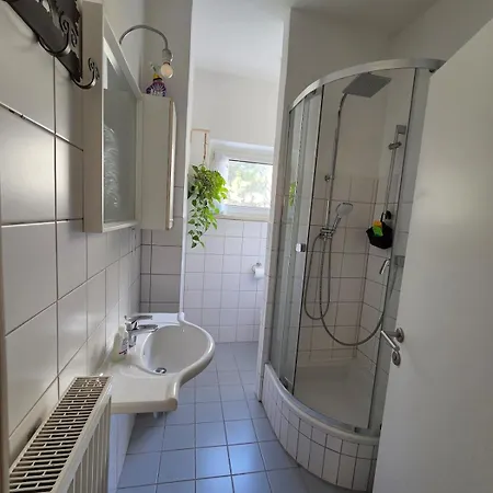 Giant Private Garden & Spacious Flat In Διαμέρισμα Ίνσμπρουκ