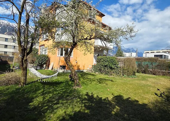 Giant Private Garden & Spacious Flat In Διαμέρισμα *