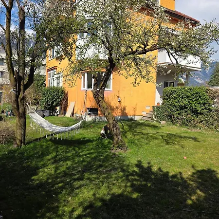 Giant Private Garden & Spacious Flat In Апартаменты Инсбрук